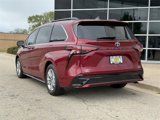 Used 2023 Toyota Sienna XSE image 5