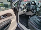 Used 2017 Chrysler Pacifica Touring-L Plus w/ Tire & Wheel Group image 4