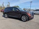 Used 2020 Ford Explorer XLT w/ Equipment Group 202A image 2