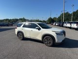 Used 2022 Nissan Pathfinder SV w/ SV Black Package image 4