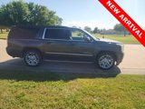 Used 2017 GMC Yukon XL SLT w/ Premium Edition image 2