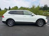 Used 2019 Volkswagen Tiguan SE image 2