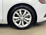 Used 2016 Chevrolet Impala LT w/ Convenience Package image 4