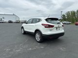 Used 2021 Nissan Rogue Sport S image 5