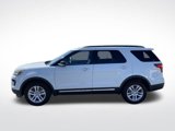 Used 2018 Ford Explorer XLT w/ Equipment Group 202A image 2