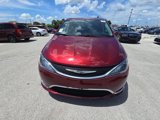 Used 2019 Chrysler Pacifica Touring Plus image 2