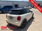 Used 2015 MINI Cooper 2-Door Hardtop image 3