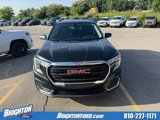 Used 2022 GMC Terrain SLE w/ Driver Convenience Package image 2