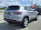 Used 2023 Jeep Compass Sport image 4