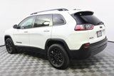 Used 2023 Jeep Cherokee Altitude Lux image 3