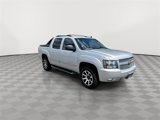 Used 2012 Chevrolet Avalanche LT w/ Suspension Package, Off-Road image 2