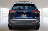 Used 2018 Toyota RAV4 LE image 4