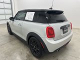 Used 2018 MINI Cooper 2-Door Hardtop image 5