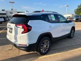 Used 2024 GMC Terrain SLT image 6