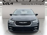 Used 2023 Chrysler Pacifica Touring-L image 2