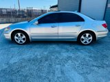 Used 2005 Acura RL image 2