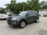 Used 2017 Ford Explorer XLT image 3