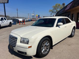Used 2007 Chrysler 300 Touring L image 2