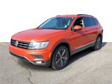 Used 2018 Volkswagen Tiguan SE image 2
