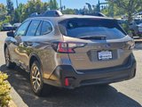 Used 2022 Subaru Outback Premium image 5