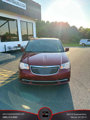 Used 2011 Chrysler Town & Country Touring-L image 2