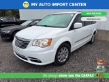 Used 2016 Chrysler Town & Country Touring image 3