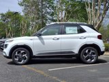 New 2025 Hyundai Venue Limited image 5