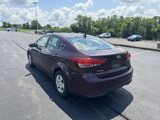 Used 2017 Kia Forte LX image 5