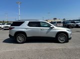 Used 2022 Chevrolet Traverse LT image 5