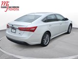 Used 2018 Toyota Avalon Limited image 5