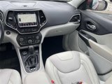 Used 2019 Jeep Cherokee Overland w/ Technology Group image 4