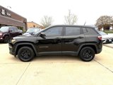 Used 2017 Jeep Compass Sport image 4