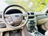 Used 2012 Ford Fusion SE image 2