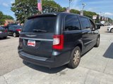 Used 2013 Chrysler Town & Country Touring image 5