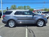 Used 2012 Ford Explorer XLT image 2