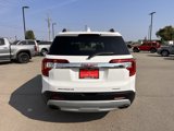 Used 2022 GMC Acadia SLE w/ Driver Convenience Package image 6