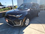 Used 2023 Kia Soul LX image 2