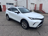 Used 2023 Toyota Venza XLE image 2