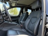 Used 2025 Porsche Macan image 5