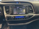 Used 2015 Toyota Highlander XLE image 3