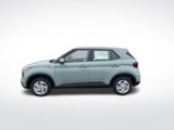 New 2025 Hyundai Venue SE image 2