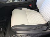 New 2025 Land Rover Discovery Sport Dynamic SE image 4