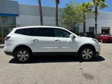 Used 2017 Chevrolet Traverse LT image 2