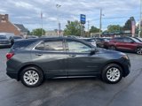 Used 2019 Chevrolet Equinox LT image 2