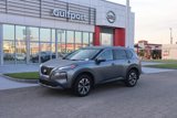 Used 2022 Nissan Rogue SV image 2