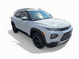 Used 2022 Chevrolet TrailBlazer LT image 2