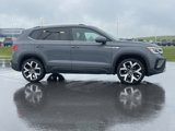 Used 2022 Volkswagen Taos SEL image 2
