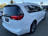 Used 2017 Chrysler Pacifica Limited w/ Tire & Wheel Group image 5