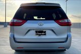 Used 2018 Toyota Sienna L image 5