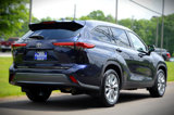 Used 2022 Toyota Highlander Limited image 5